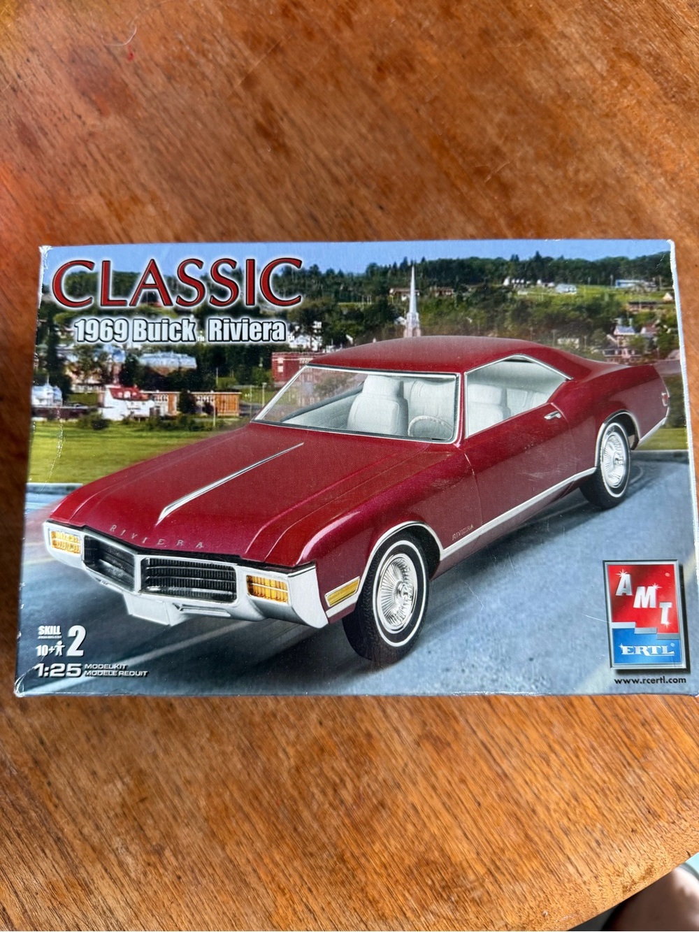 AMT CLASSIC 1969 BUICK RIVIERA MODEL KIT NEW OPEN BOX